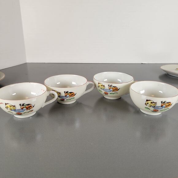 Vintage Japan Child Tea Set Cat Dog Design Teapot Cups Saucers Plates 16 Pc - Picture 16 of 16
